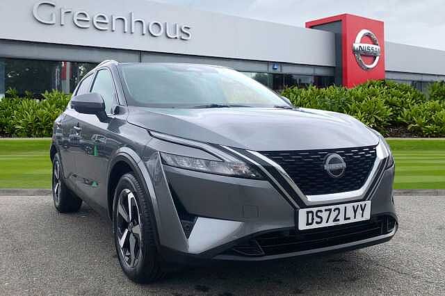 Nissan Qashqai 1.3 Dig-t MH N-connecta Glass