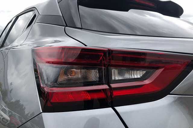 Nissan Juke Hatchback 1.6 Hybrid Tekna 5dr