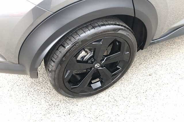 Nissan Juke Hatchback 1.6 Hybrid Tekna 5dr