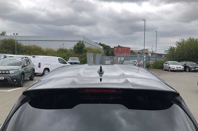 Nissan Juke Hatchback 1.6 Hybrid Tekna 5dr