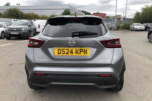 Nissan Juke Hatchback 1.6 Hybrid Tekna 5dr