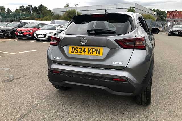 Nissan Juke Hatchback 1.6 Hybrid Tekna 5dr