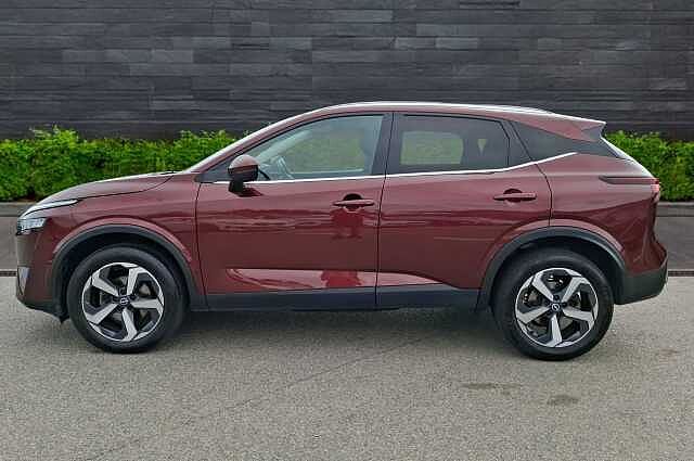 Nissan Qashqai 1.3 DiG-T MH 158 N-Connecta 5d