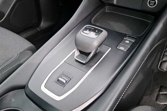 Nissan Qashqai 1.3 DiG-T MH 158 N-Connecta 5d