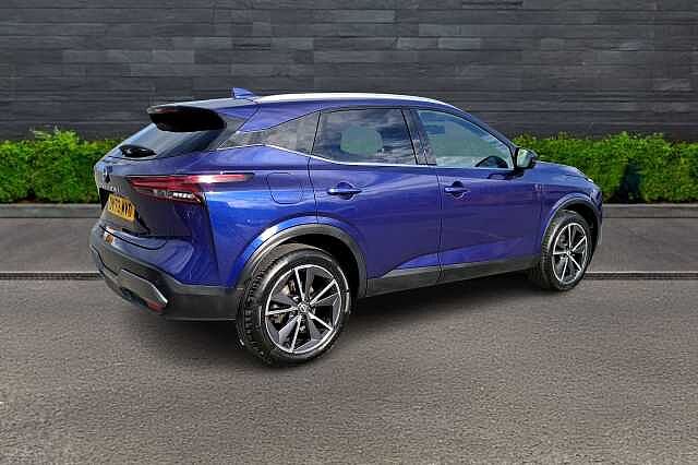 Nissan Qashqai Hatchback 1.3 DiG-T MH Tekna 5