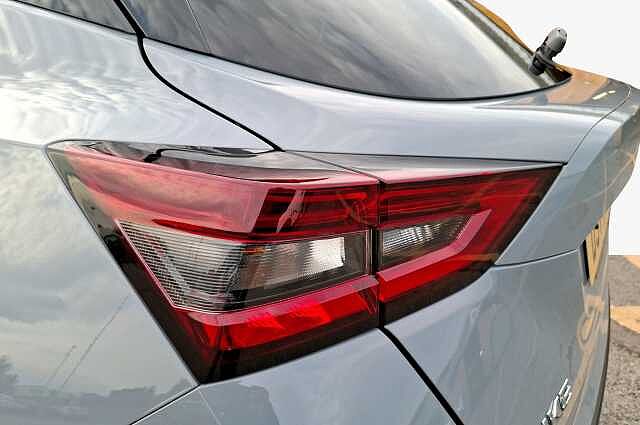 Nissan Juke 1.0 DiG-T Tekna 5dr