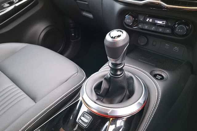 Nissan Juke 1.0 DiG-T Tekna 5dr