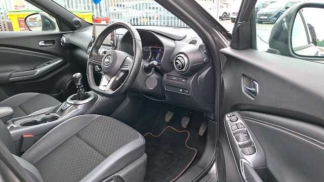 Nissan Juke1.0 DiG-T 114 N-Connecta 5dr