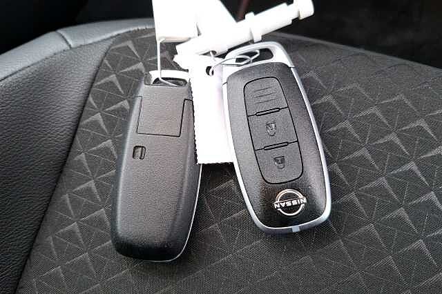 Nissan Juke1.0 DiG-T 114 N-Connecta 5dr