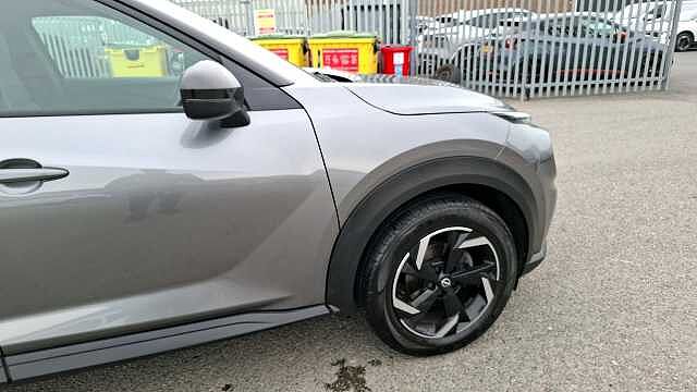 Nissan Juke1.0 DiG-T 114 N-Connecta 5dr