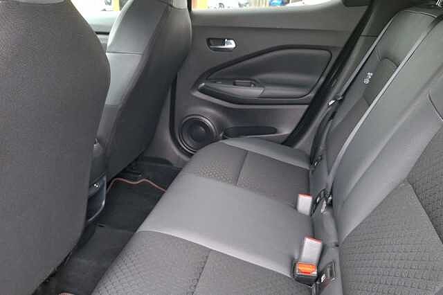 Nissan Juke1.0 DiG-T 114 N-Connecta 5dr