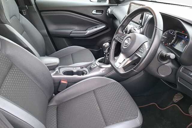 Nissan Juke1.0 DiG-T 114 N-Connecta 5dr