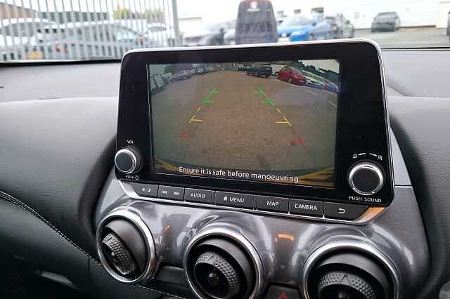 Nissan Juke1.0 DiG-T 114 N-Connecta 5dr