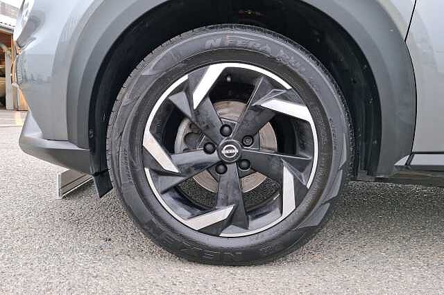 Nissan Juke1.0 DiG-T 114 N-Connecta 5dr