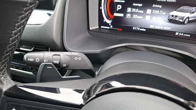 Nissan Qashqai 1.3 DiG-T MH 158 N-Connecta 5d