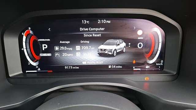 Nissan Qashqai 1.3 DiG-T MH 158 N-Connecta 5d