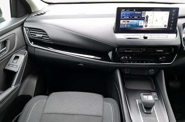 Nissan Qashqai 1.3 DiG-T MH 158 N-Connecta 5d