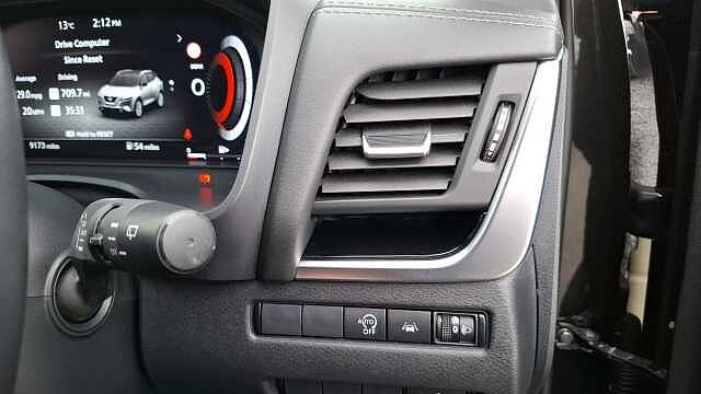 Nissan Qashqai 1.3 DiG-T MH 158 N-Connecta 5d